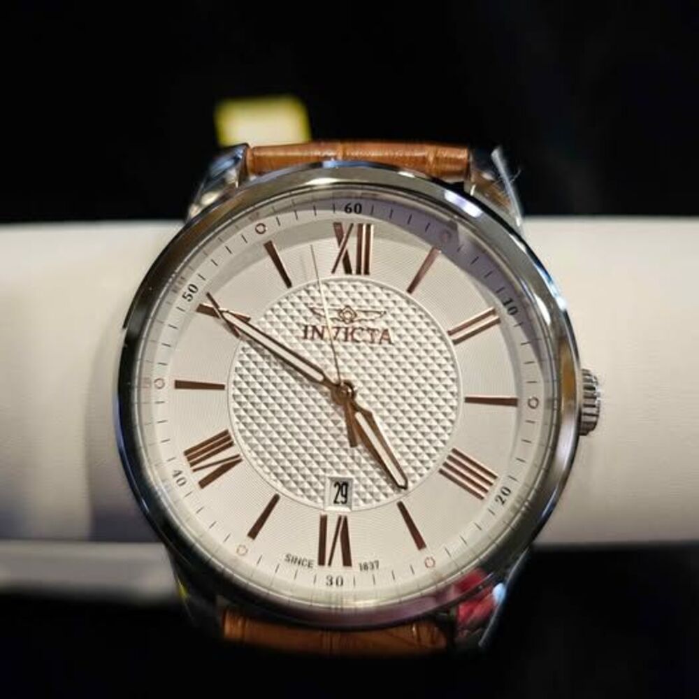Invicta Celestial men's 43MM Quartz with leather band. New in box!